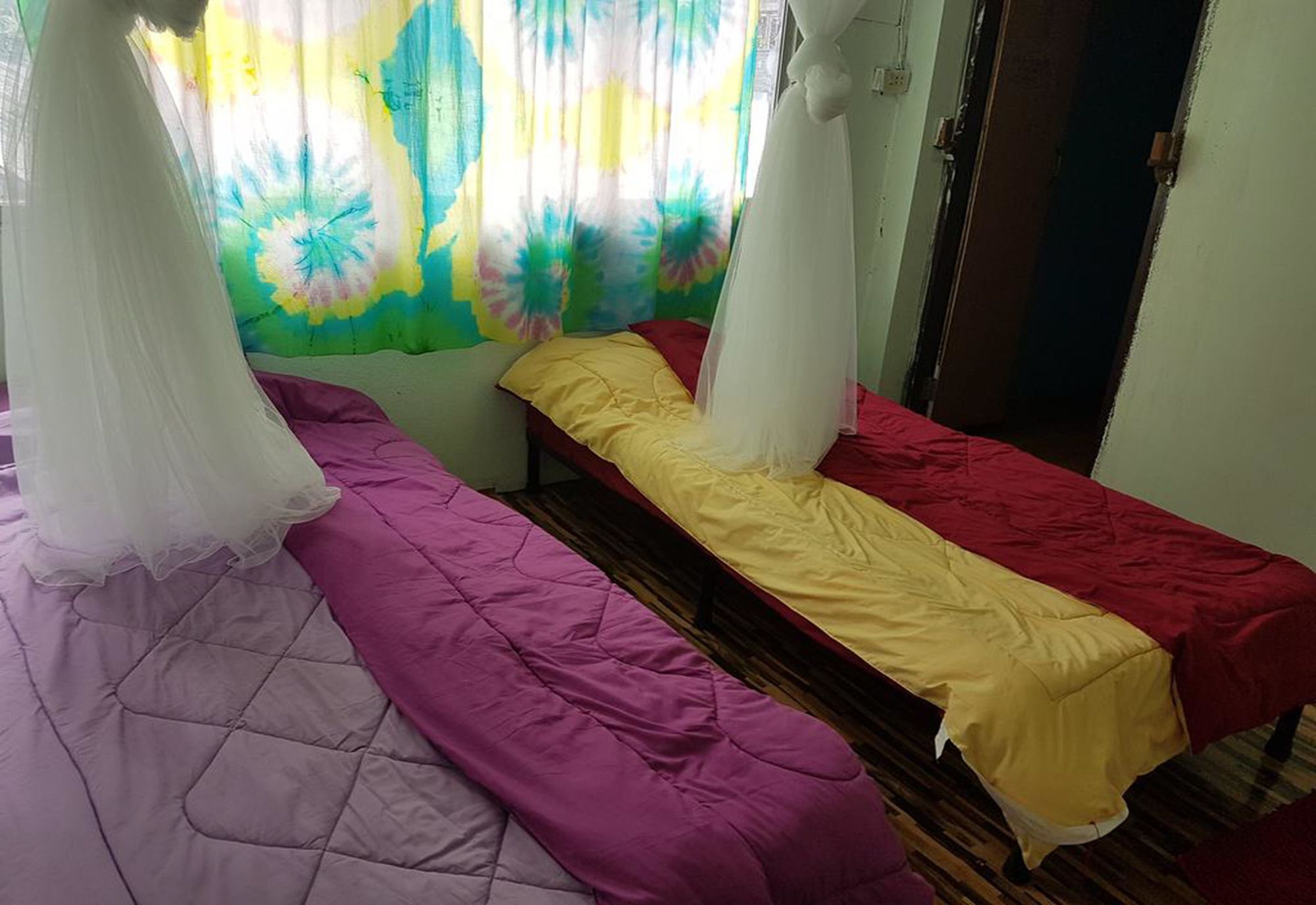 Bar 184 Party Hostel (Adults Only) Chiang Rai Exterior foto