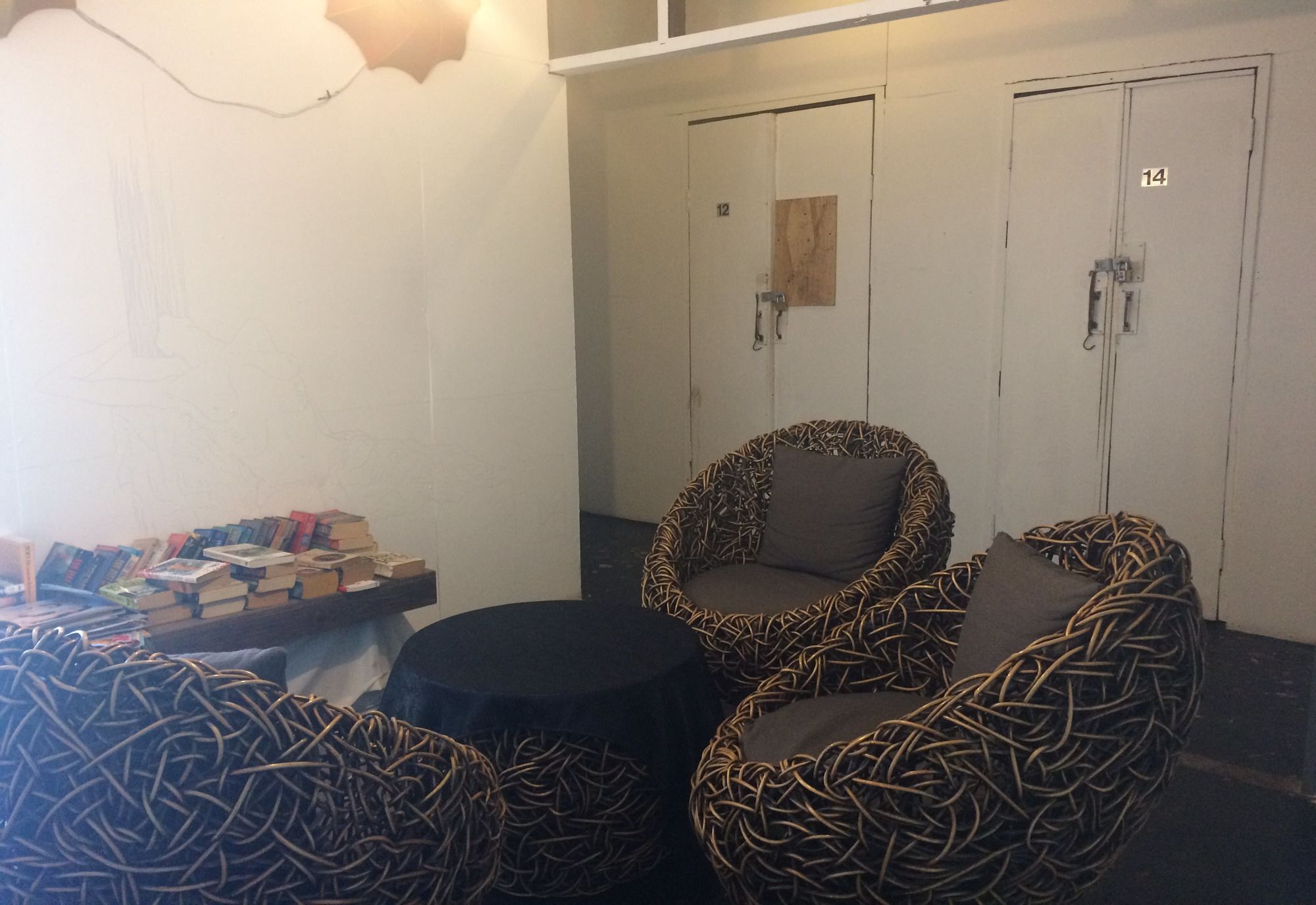 Bar 184 Party Hostel (Adults Only) Chiang Rai Exterior foto