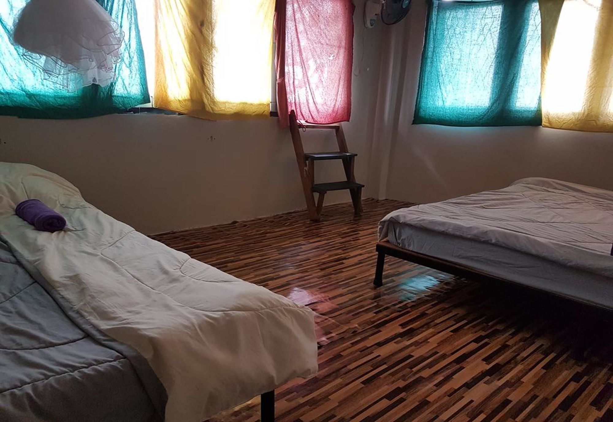 Bar 184 Party Hostel (Adults Only) Chiang Rai Exterior foto