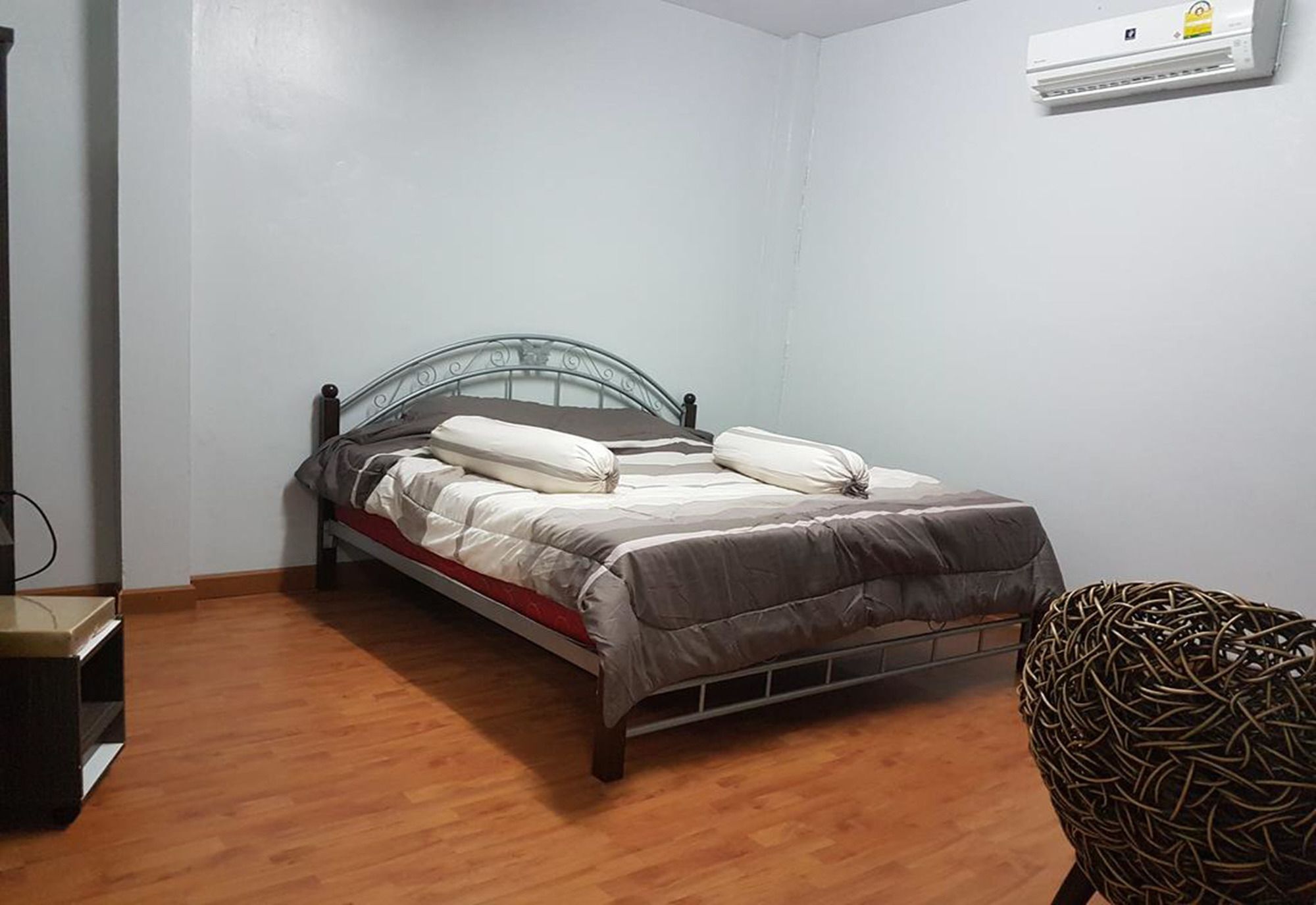 Bar 184 Party Hostel (Adults Only) Chiang Rai Exterior foto
