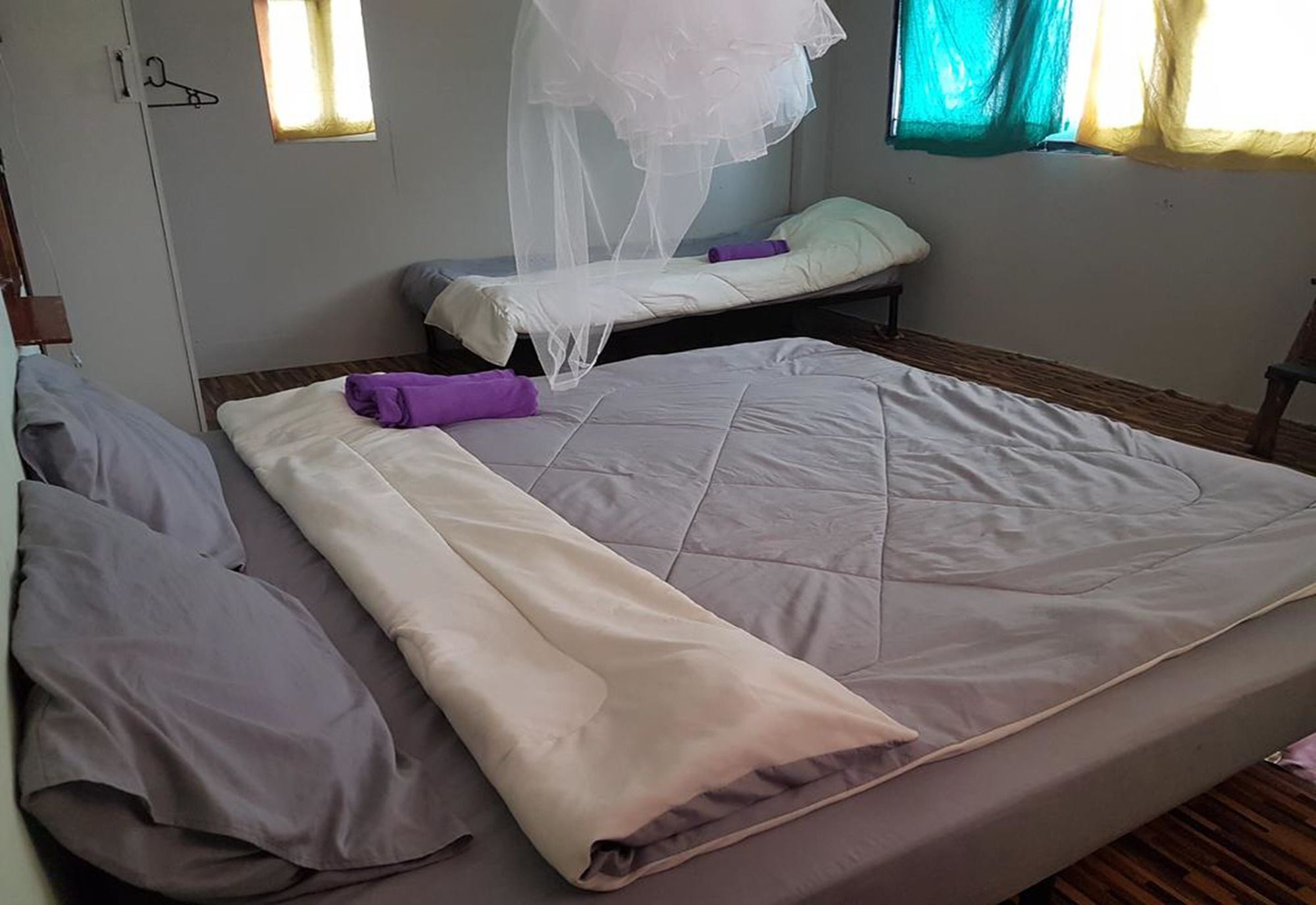Bar 184 Party Hostel (Adults Only) Chiang Rai Exterior foto