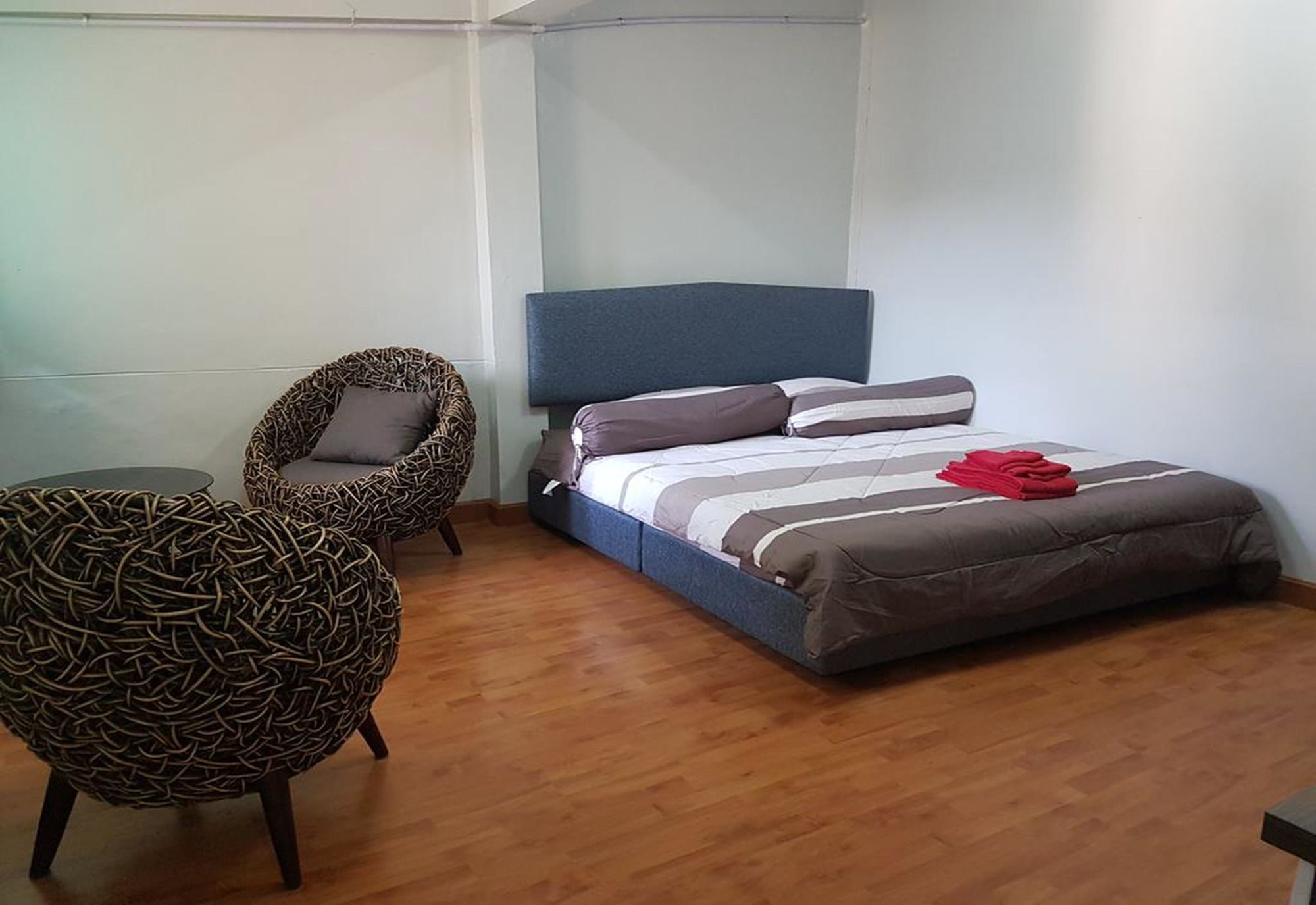 Bar 184 Party Hostel (Adults Only) Chiang Rai Exterior foto